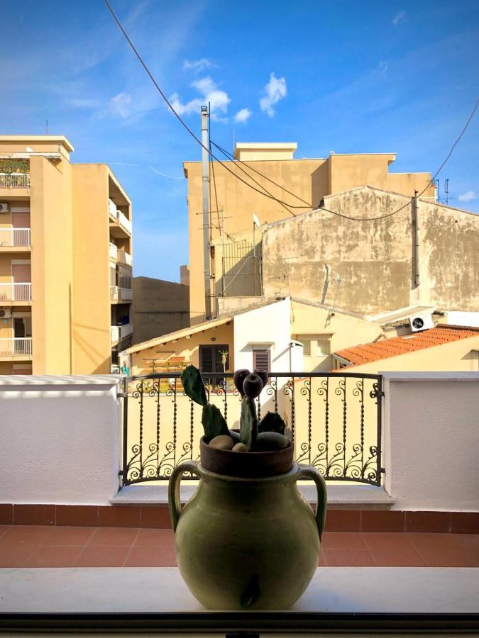Attico Kadi Villa Palermo Exteriör bild