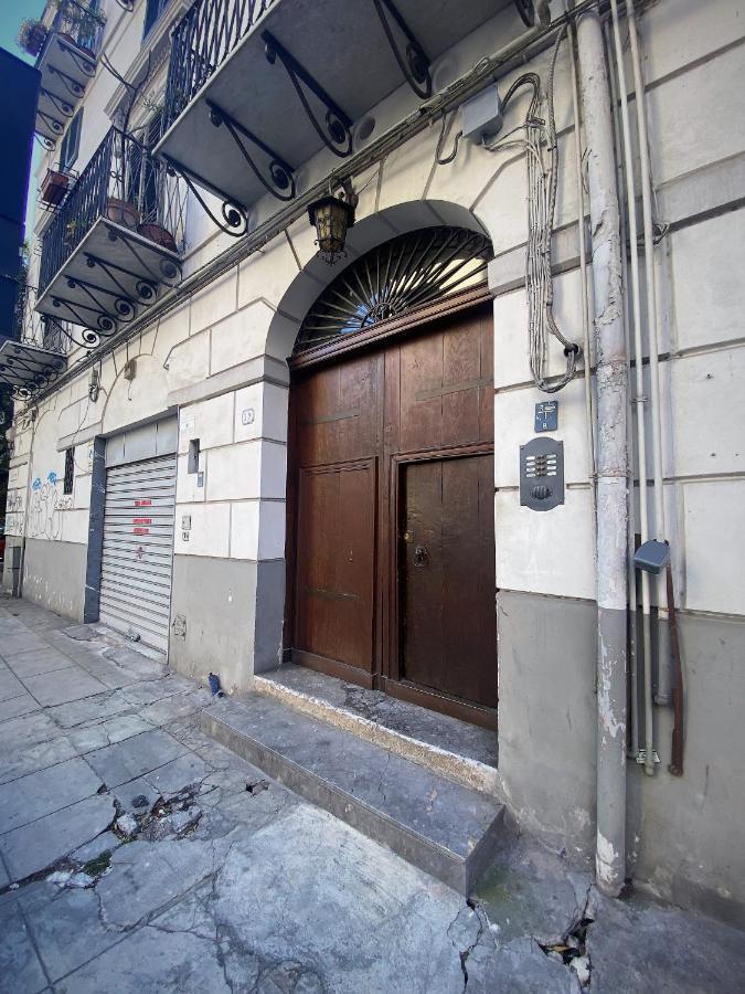 Attico Kadi Villa Palermo Exteriör bild